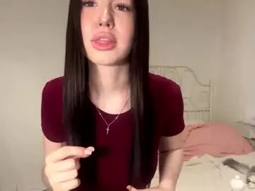 Catharinelaumea  live sex cam