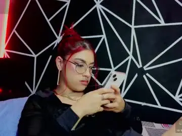 Darlyhooper1_  live sex cam