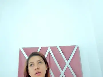 Emily_sejmet  live sex cam