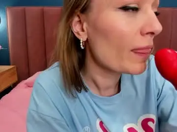 Evelynpoole  live sex cam