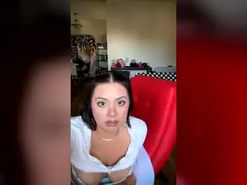 Gremirl  live sex cam