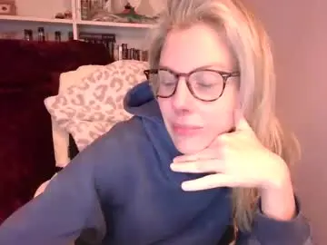 Holly_bourbon  live sex cam