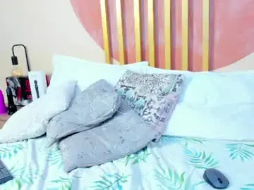Nicolee_angels  live sex cam