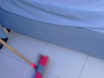 Noahcollinss_  live sex cam