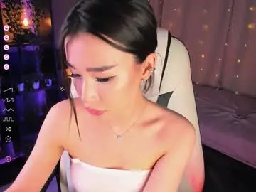 Sensualily  live sex cam