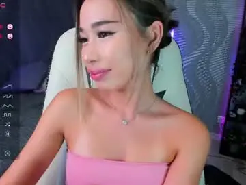 Sensualily  live sex cam