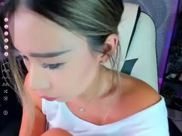 Sensualily  live sex cam