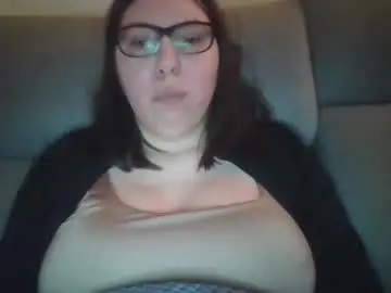 Braveivy  live sex cam