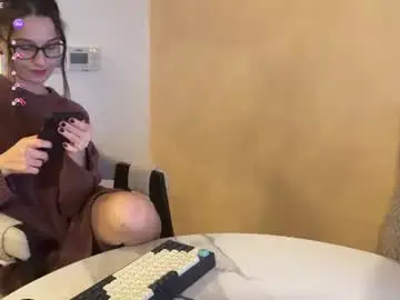 Chantwow  live sex cam