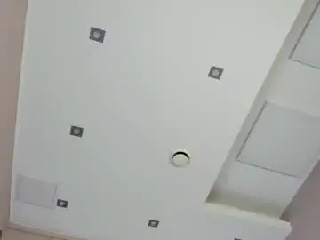 Chloe_lov_  live sex cam