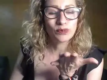 Lilyqueen_cg  live sex cam