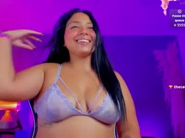 Luccia_smith  live sex cam