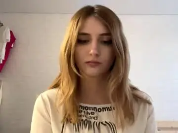 Michellfallert  live sex cam