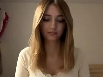 Michellfallert  live sex cam