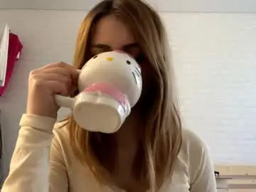 Michellfallert  live sex cam