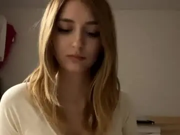 Michellfallert  live sex cam