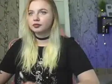 Moon_valkyriie  live sex cam
