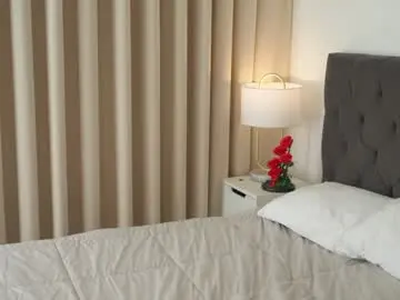 Naughtysammx  live sex cam