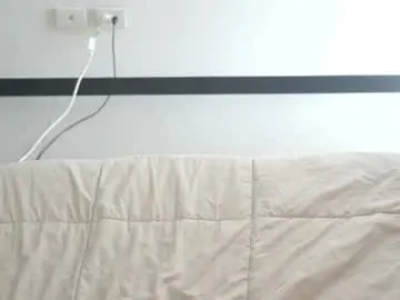 Naughtysammx  live sex cam
