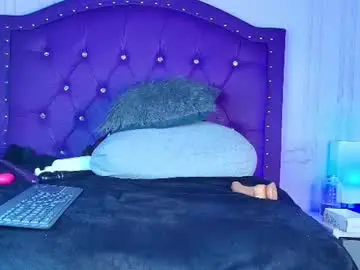 Sweetie_foxxxx  live sex cam
