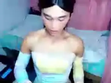 Urnewloverr  live sex cam