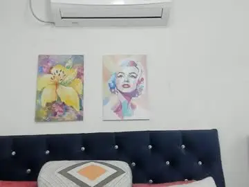 Yaiza_sexylovee  live sex cam