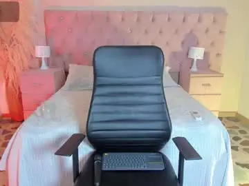 _agathaargent  live sex cam