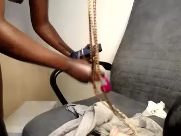 _zoilah  live sex cam