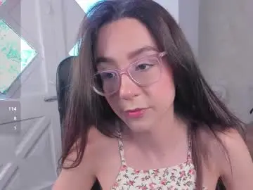 Ari_wilde  live sex cam