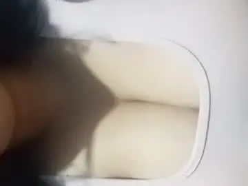 Maria104039  live sex cam