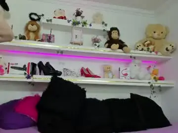 Nahomy_sh  live sex cam