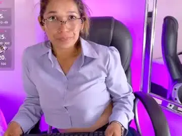 Rashell_gh  live sex cam