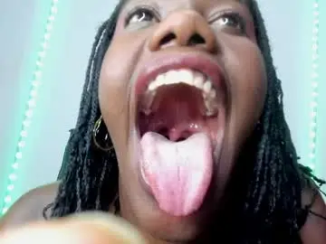Tinas_smith  live sex cam