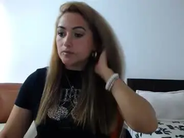 Abie_spicy_  live sex cam