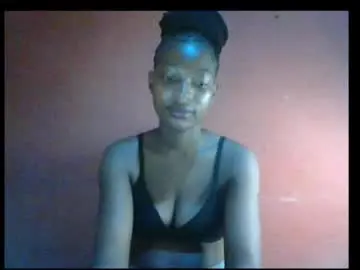 Honeycee_petite  live sex cam