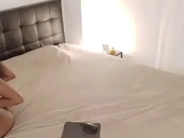 Iamcrystal2  live sex cam