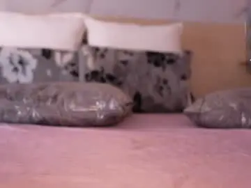 Ivyellis  live sex cam