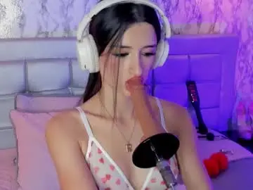 Kattyskinnyy  live sex cam