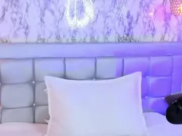 Kattyskinnyy  live sex cam