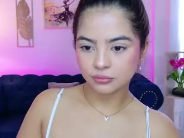 Layla_breezee_  live sex cam