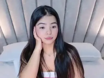 Layla_breezee_  live sex cam