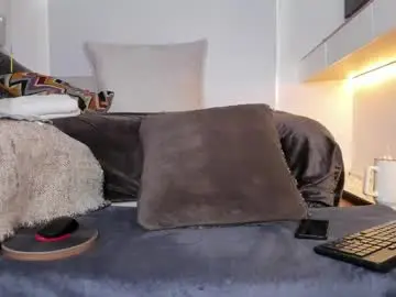 Leggartha97  live sex cam