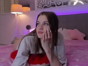 Luisaclover  live sex cam