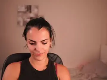 Pauline_2005  live sex cam