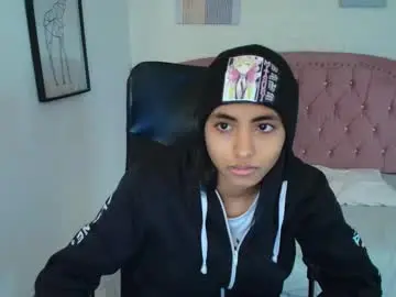 Shaneelle  live sex cam