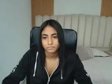 Shaneelle  live sex cam