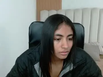 Shaneelle  live sex cam