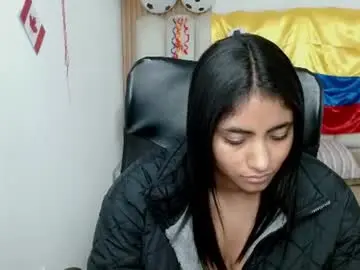 Shaneelle  live sex cam