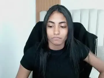 Shaneelle  live sex cam