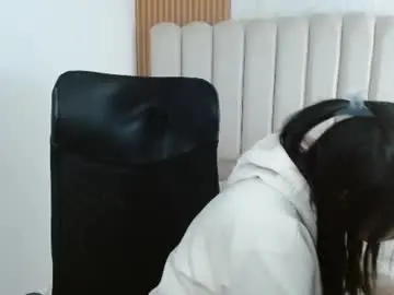 Shaneelle  live sex cam